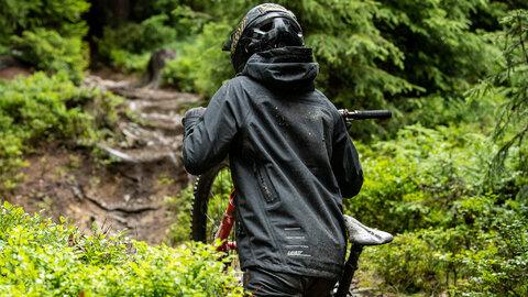 Kategorie Regenbekleidung